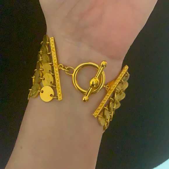 Kenneth Lane~Gold Toned~Toggle Bracelet - Picture 3 of 4